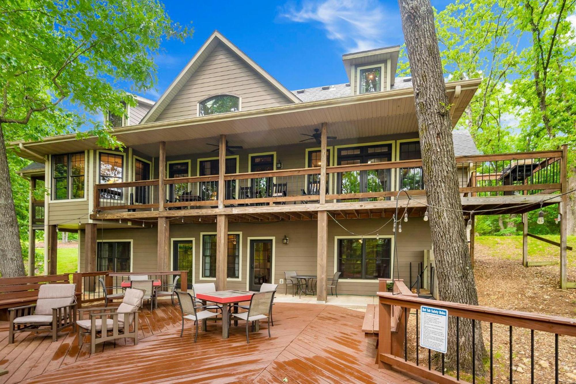 Meadows Edge Lodge With Gameroom Blue Eye Exterior photo